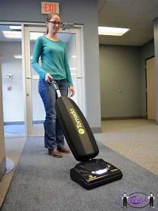 Cordless Upright Vacuum