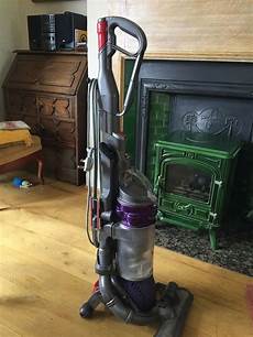 Cordless Upright Vacuum