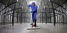 Industrial Chemical Cleaner