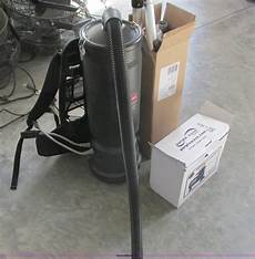 Rubbermaid Backpack Vacuum